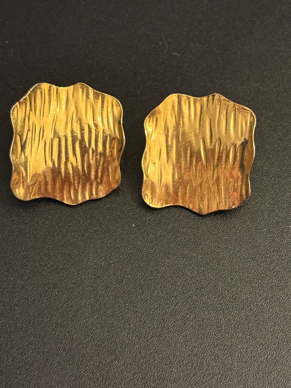 Vintage 1980’s Textured Gold Tone Statement Earrings